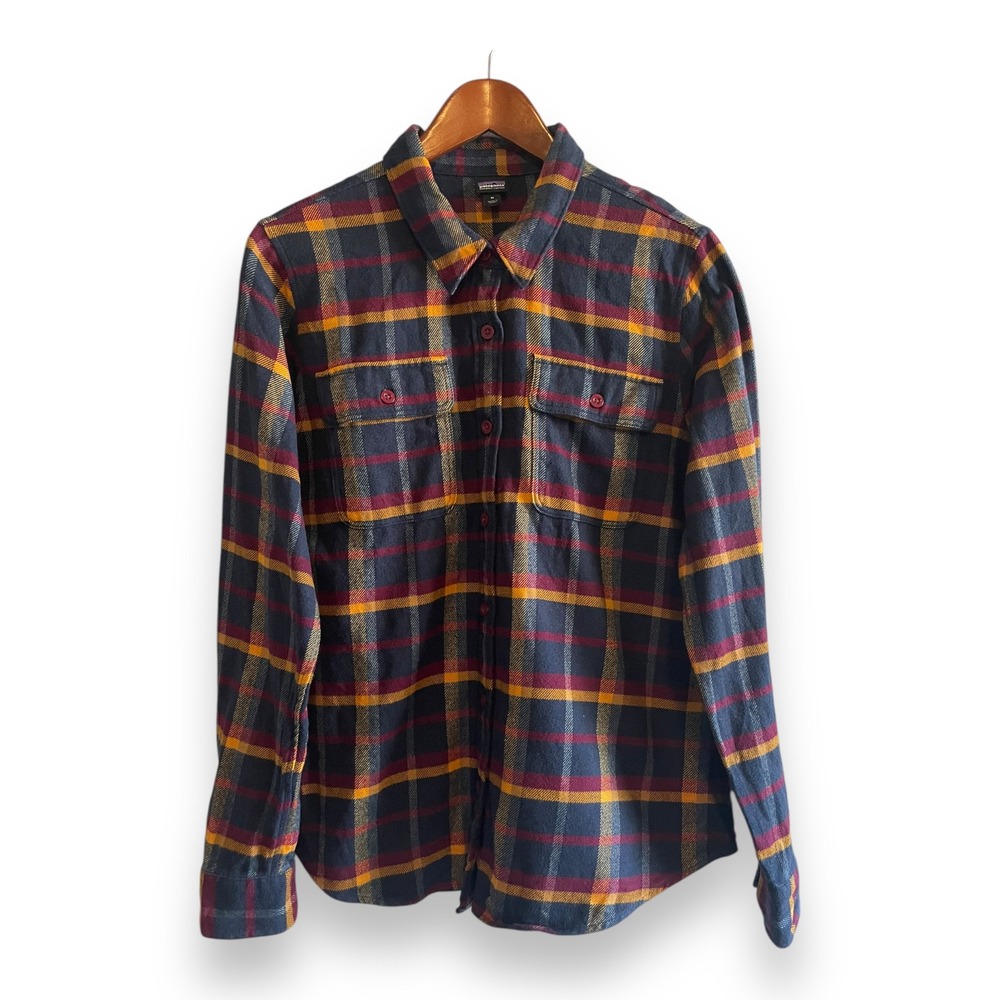 Patagonia Fjord Flannel Shirt Women's M Organic Cotton Plaid Button Down Navy